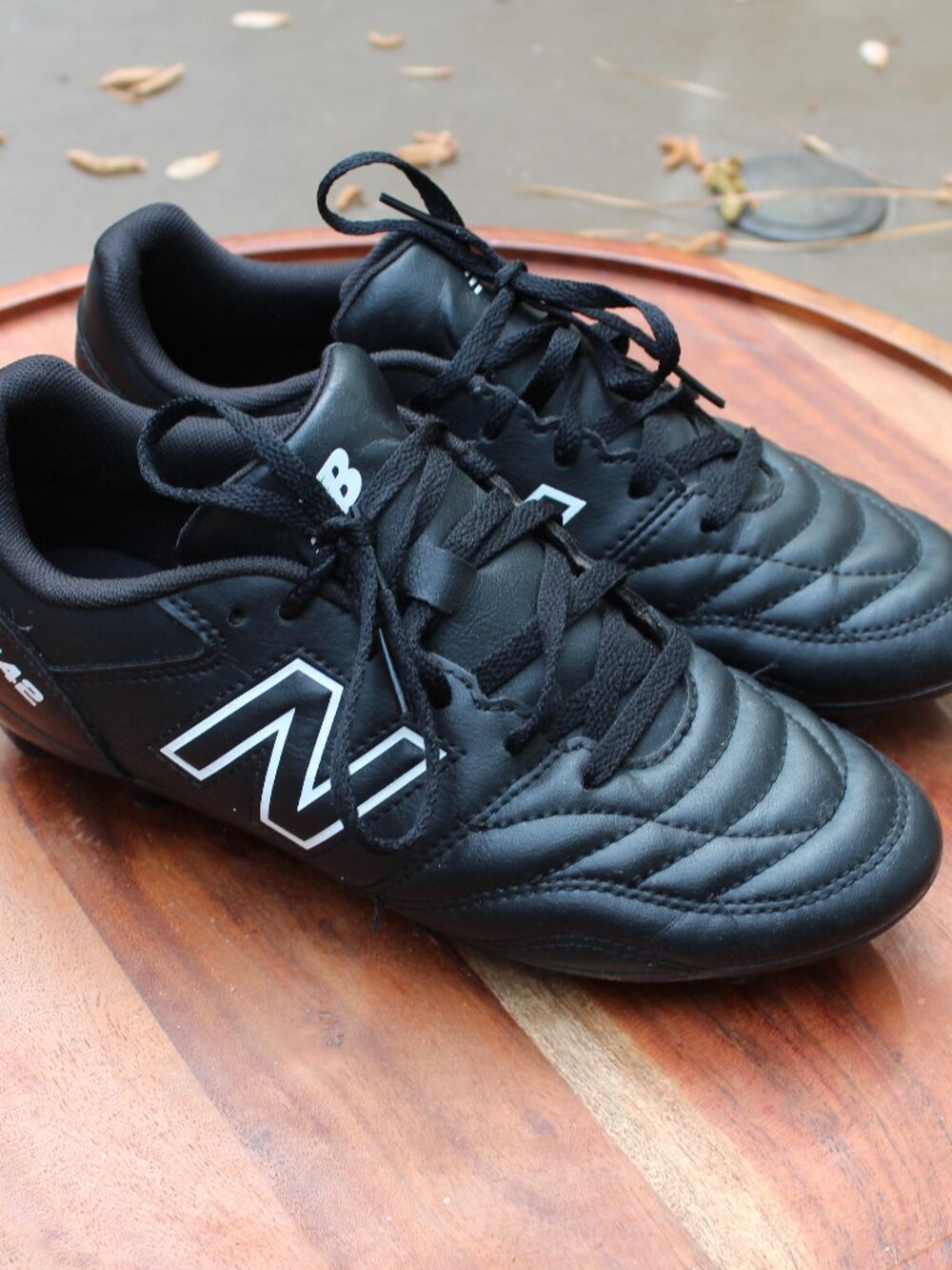 New Balance 442 V2 Academy FG Soccer Cleats - Black/White   US 4.5 Boy's/Youth - Picture 10 of 10